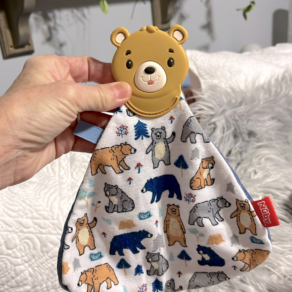Nuby Bedtime Teething Soothing Blankie